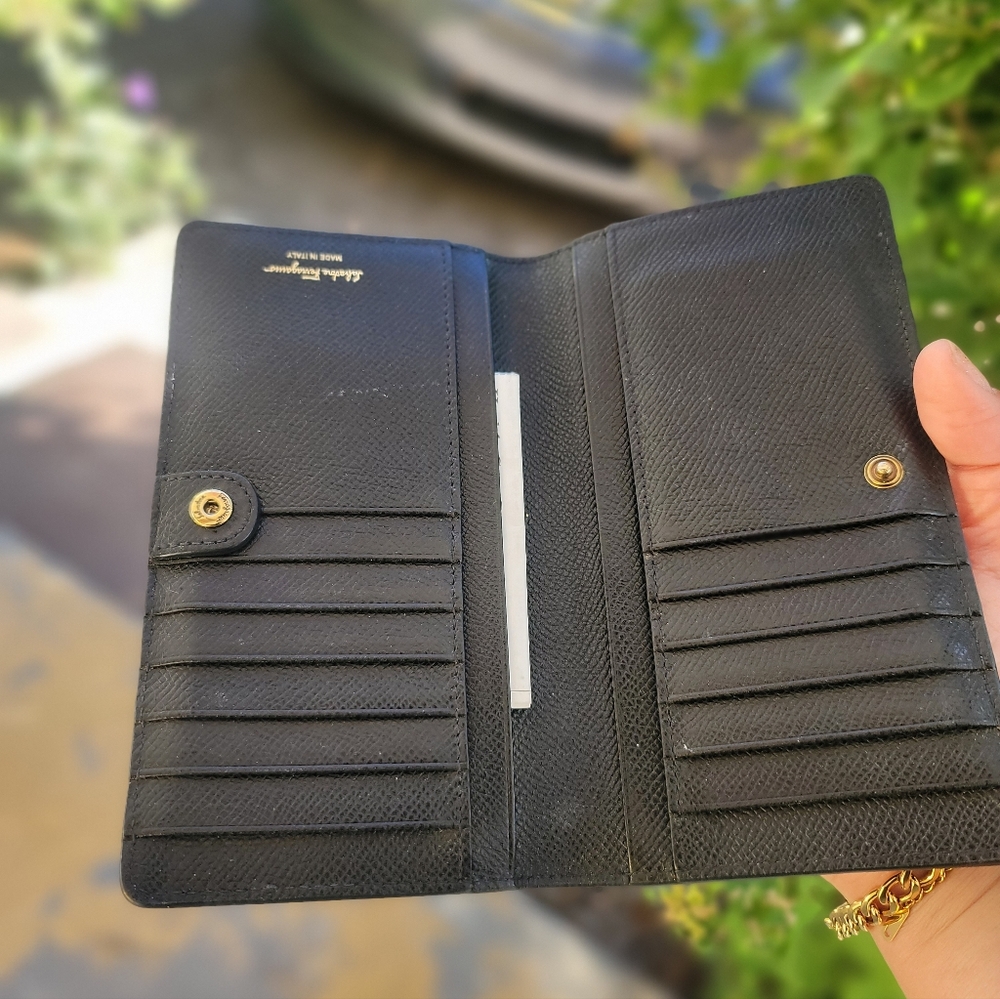 Salvatore Ferragamo Black Wallet - Picture 3 of 9